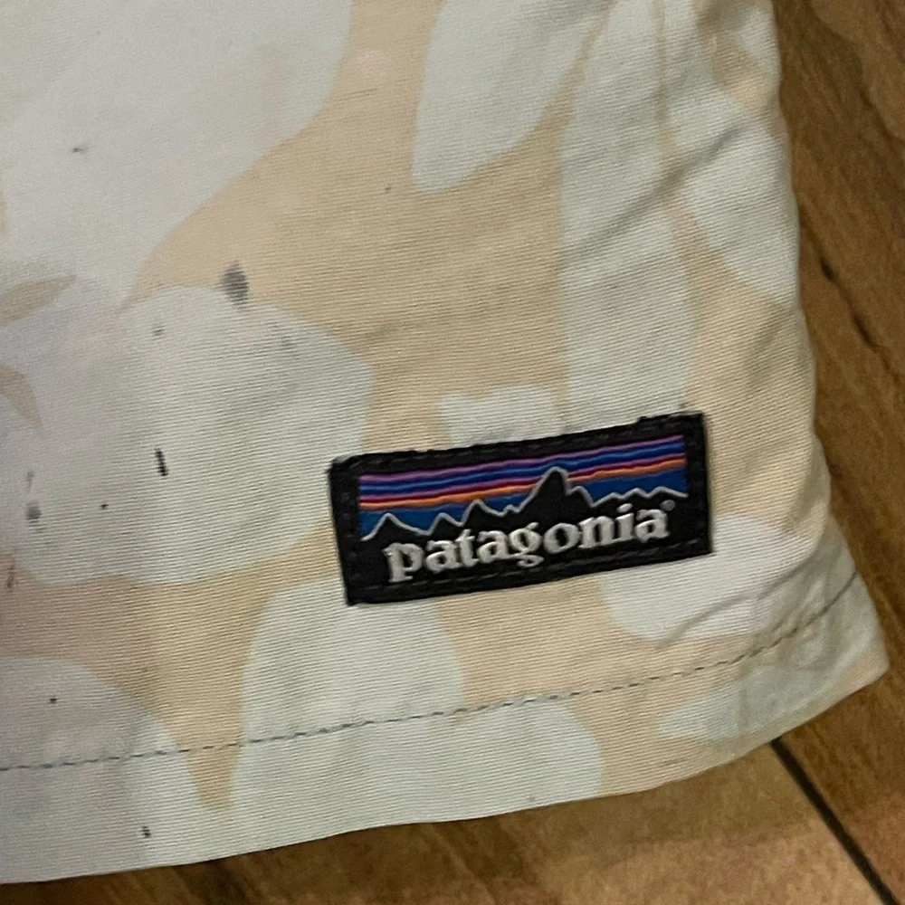 Patagonia Boys XL Floral Swim Shorts Flawed